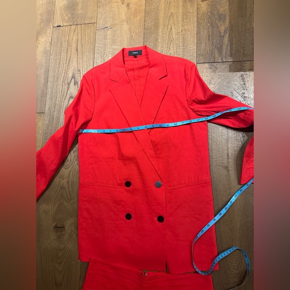 Theory Red Double-Breasted Blazer with Matching Shorts - Picture 5 of 16